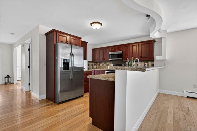 75 McDuffie Street, Manchester, NH 03102