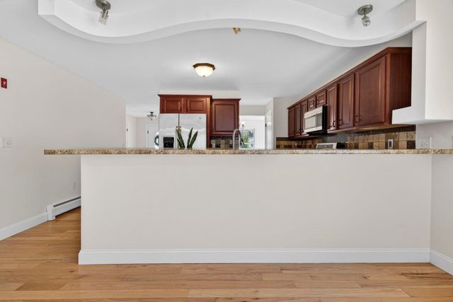 75 McDuffie Street, Manchester, NH 03102