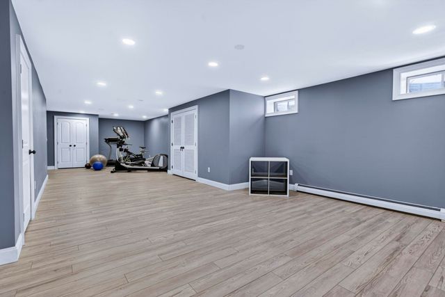 75 McDuffie Street, Manchester, NH 03102