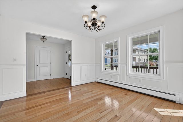 75 McDuffie Street, Manchester, NH 03102