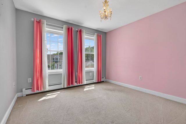 75 McDuffie Street, Manchester, NH 03102