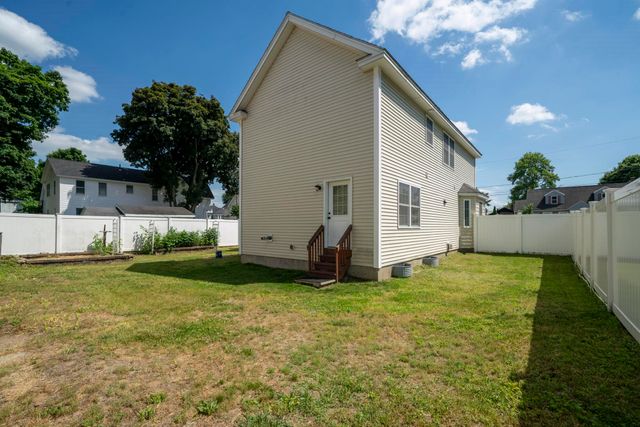 75 McDuffie Street, Manchester, NH 03102