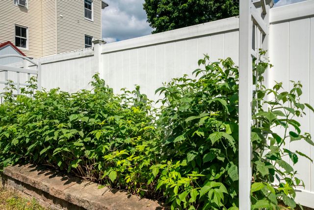 75 McDuffie Street, Manchester, NH 03102