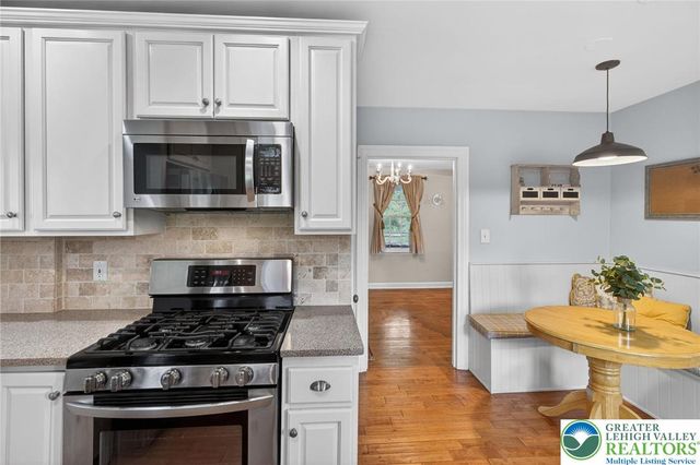 5686 Cetronia Road, Upper Macungie Twp, PA 18106