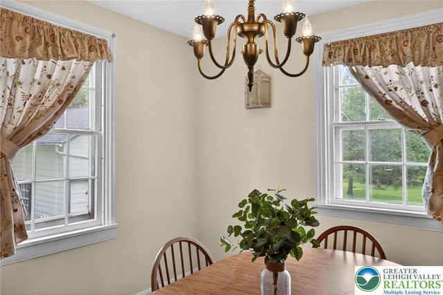 5686 Cetronia Road, Upper Macungie Twp, PA 18106