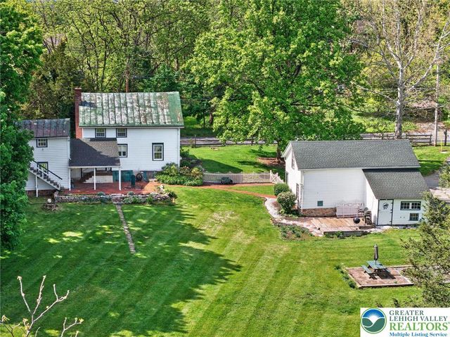 5686 Cetronia Road, Upper Macungie Twp, PA 18106