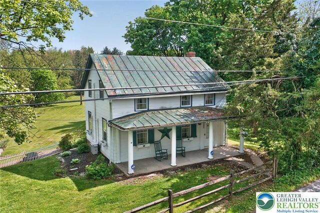 5686 Cetronia Road, Upper Macungie Twp, PA 18106