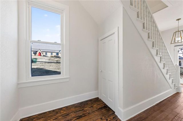 712 Seneca Street, Leavenworth, KS 66048