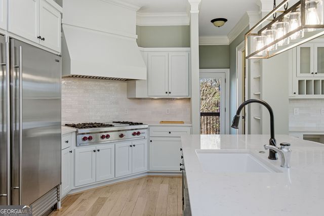 6225 Random Winds Bluff, Gainesville, GA 30506