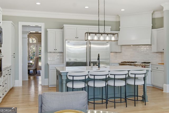 6225 Random Winds Bluff, Gainesville, GA 30506