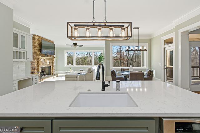 6225 Random Winds Bluff, Gainesville, GA 30506