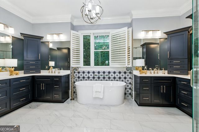 6225 Random Winds Bluff, Gainesville, GA 30506