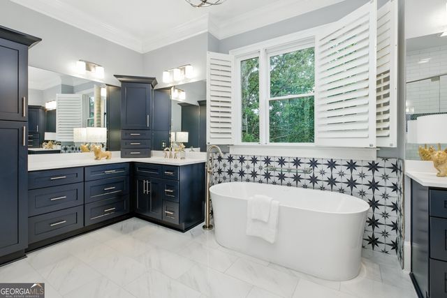 6225 Random Winds Bluff, Gainesville, GA 30506