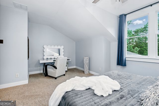 6225 Random Winds Bluff, Gainesville, GA 30506