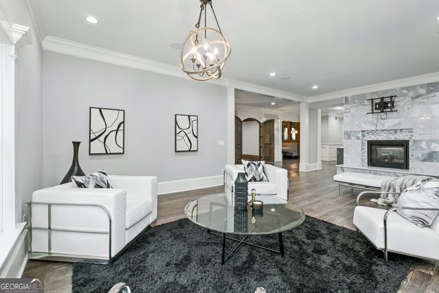 6225 Random Winds Bluff, Gainesville, GA 30506