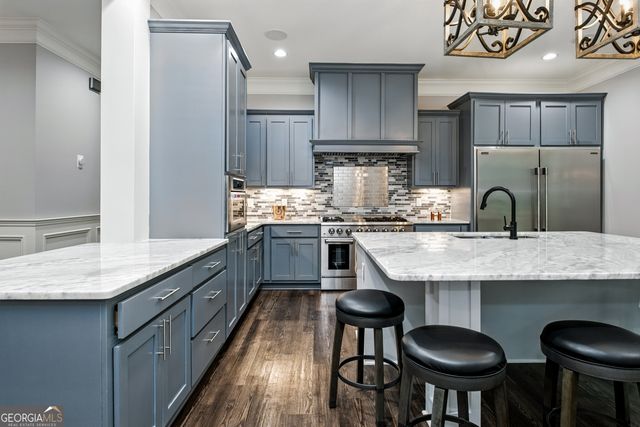 6225 Random Winds Bluff, Gainesville, GA 30506