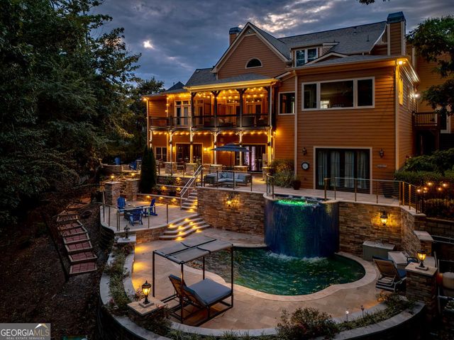 6225 Random Winds Bluff, Gainesville, GA 30506