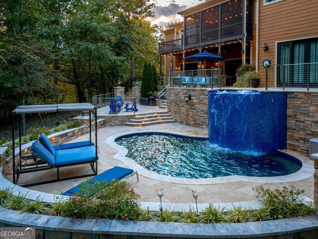 6225 Random Winds Bluff, Gainesville, GA 30506