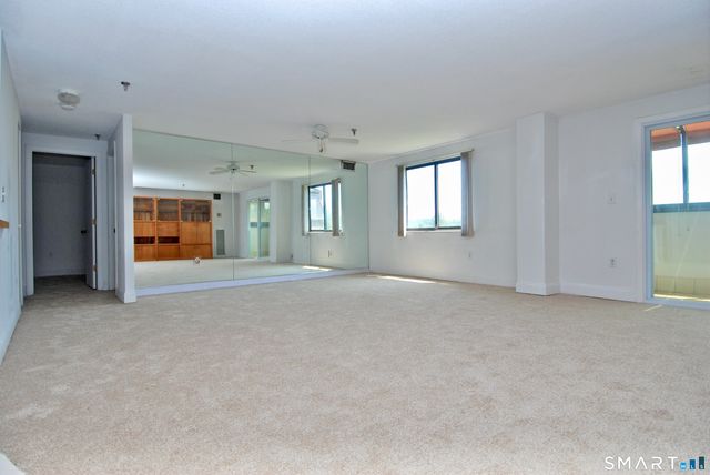 109 Putter Drive 614 - N, Wallingford, CT 06492