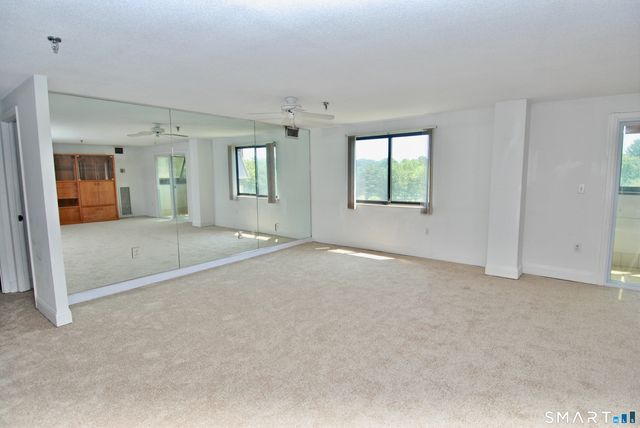 109 Putter Drive 614 - N, Wallingford, CT 06492