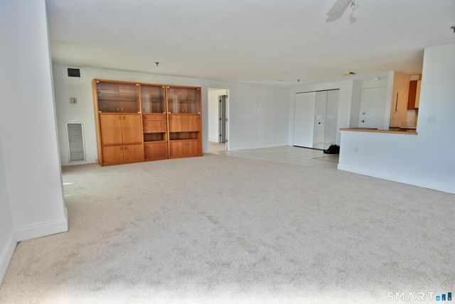109 Putter Drive 614 - N, Wallingford, CT 06492
