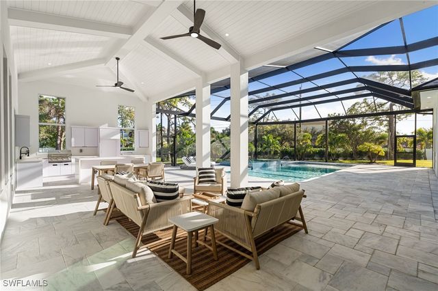 10 Caribbean RD, Naples, FL 34108