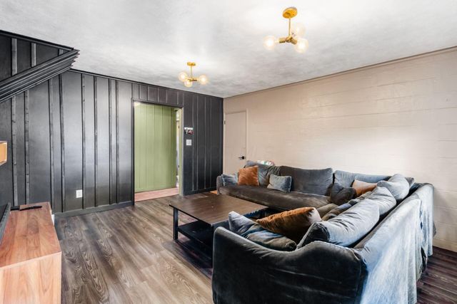 1435 Cottingham Court W, Columbus, OH 43209