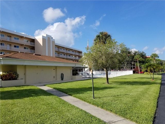 9510 HARBOR GREENS WAY 501, Seminole, FL 33776