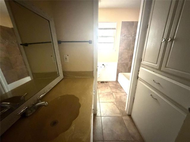 5136 SE 51st Street, Del City, OK 73135