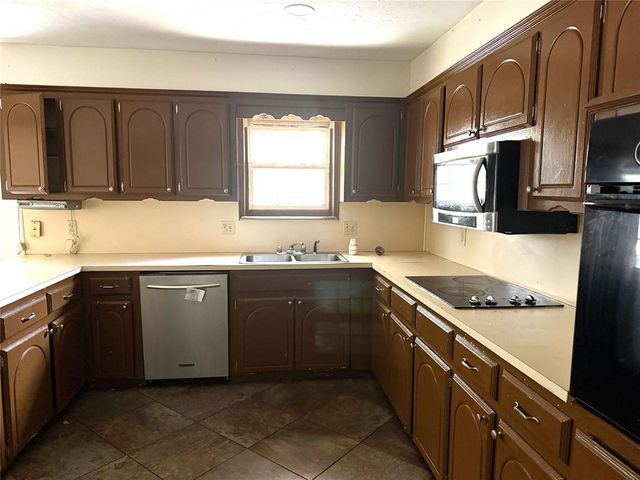 5136 SE 51st Street, Del City, OK 73135