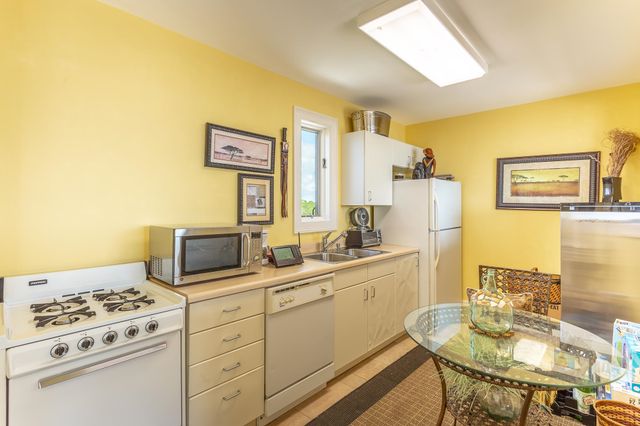 582 Bald Point Road, Bald Point, FL 32346