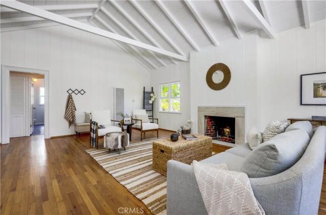 464 Agate Street, Laguna Beach, CA 92651