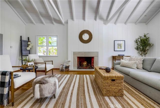 464 Agate Street, Laguna Beach, CA 92651