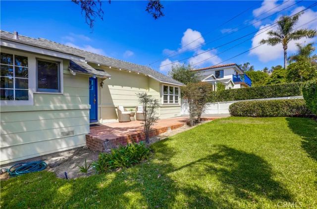 464 Agate Street, Laguna Beach, CA 92651