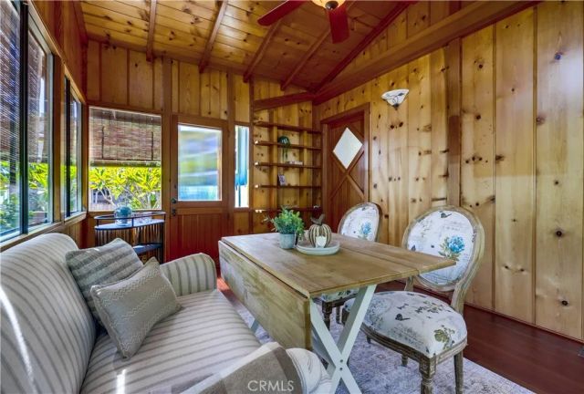 464 Agate Street, Laguna Beach, CA 92651