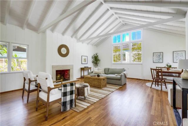 464 Agate Street, Laguna Beach, CA 92651