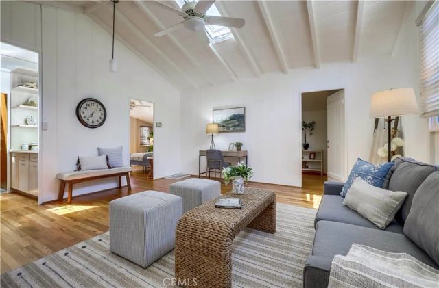 464 Agate Street, Laguna Beach, CA 92651