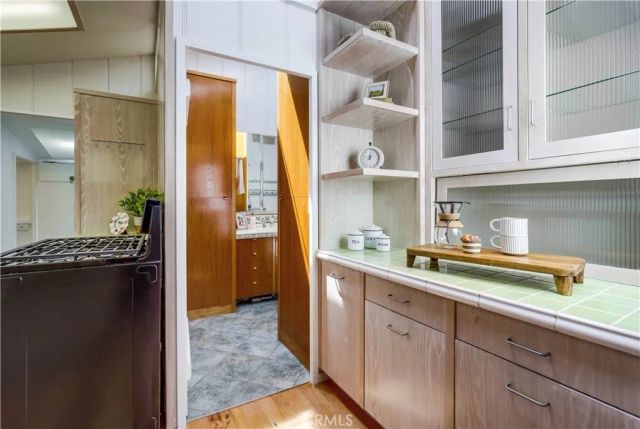 464 Agate Street, Laguna Beach, CA 92651