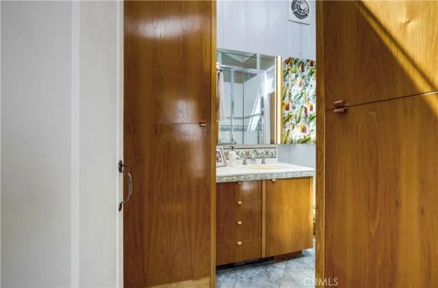 464 Agate Street, Laguna Beach, CA 92651