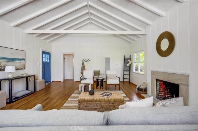 464 Agate Street, Laguna Beach, CA 92651