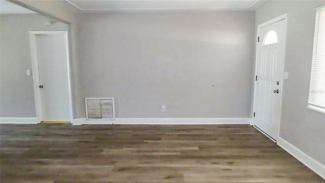4594 17TH AVENUE N, St Petersburg, FL 33713