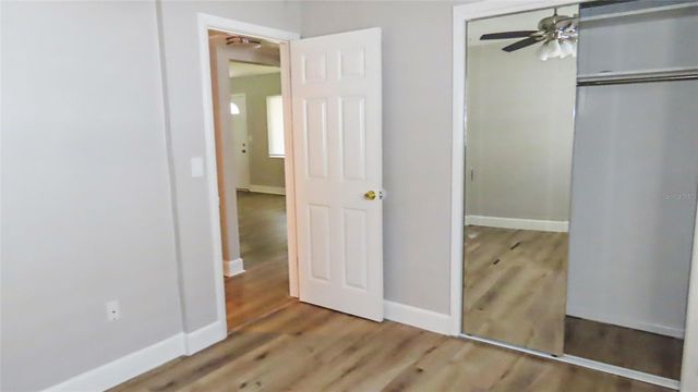 4594 17TH AVENUE N, St Petersburg, FL 33713