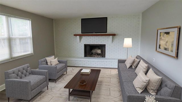 4594 17TH AVENUE N, St Petersburg, FL 33713
