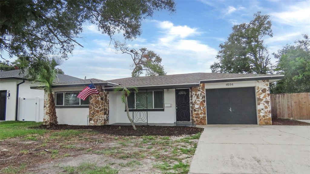 4594 17TH AVENUE N, St Petersburg, FL 33713