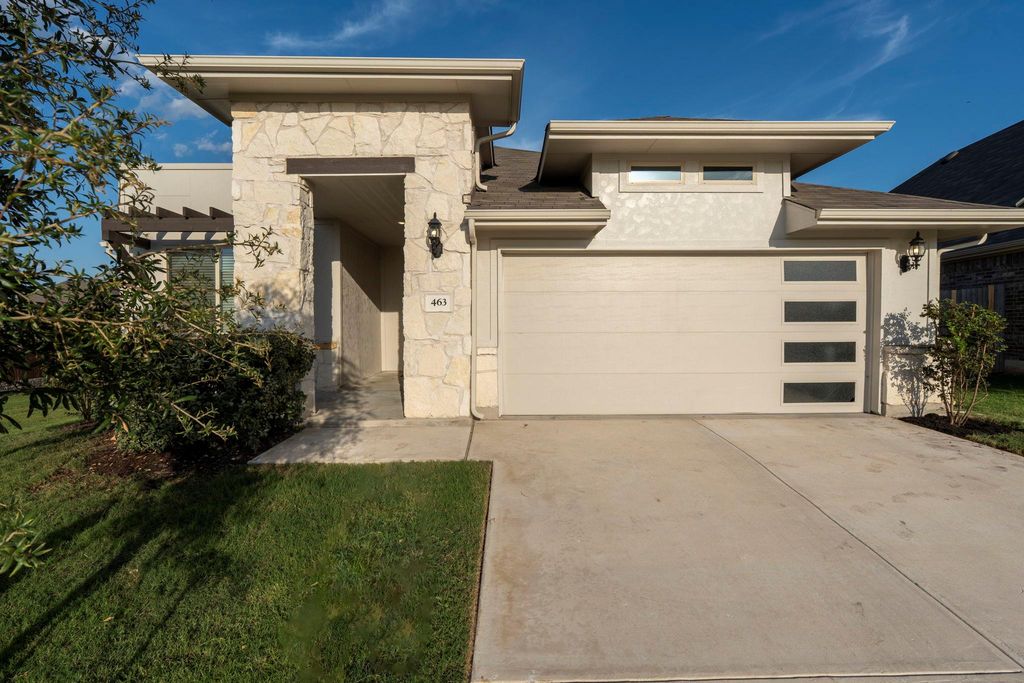 463 Oleander LOOP, Buda, TX 78610