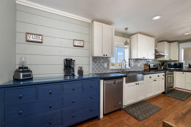 6501 County Road 239, Jarrell, TX 76537