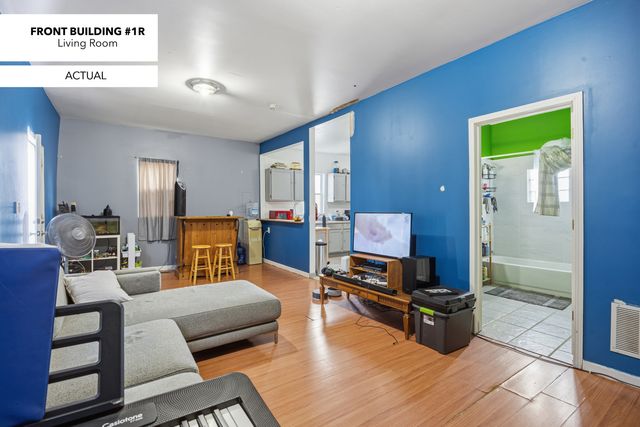1801 W 21st Place, Chicago, IL 60608