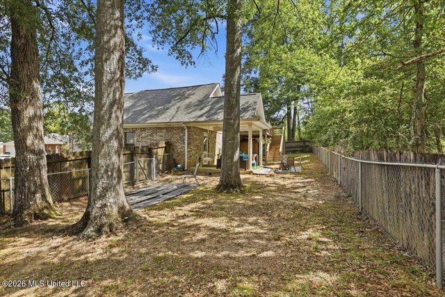 429 Vining Court, Byram, MS 39272