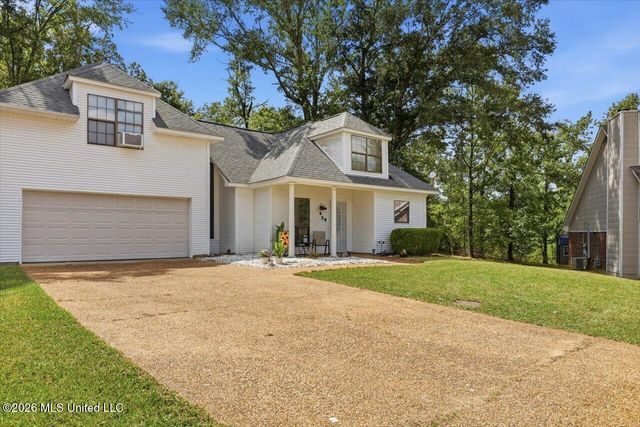 429 Vining Court, Byram, MS 39272