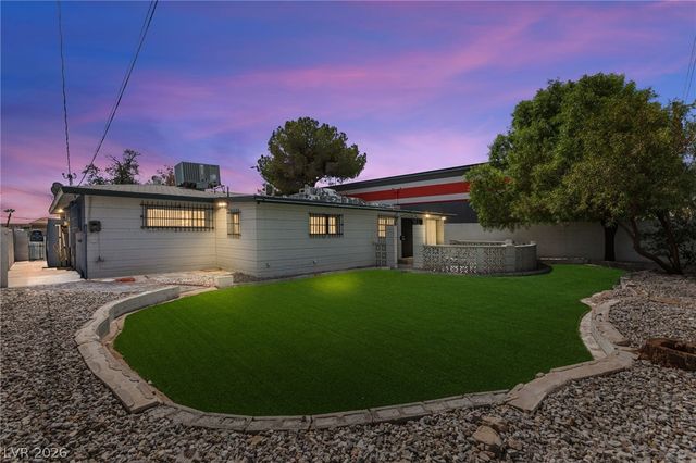 2312 South 6th Street, Las Vegas, NV 89104